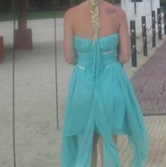 Dress - Picture 2 of 2